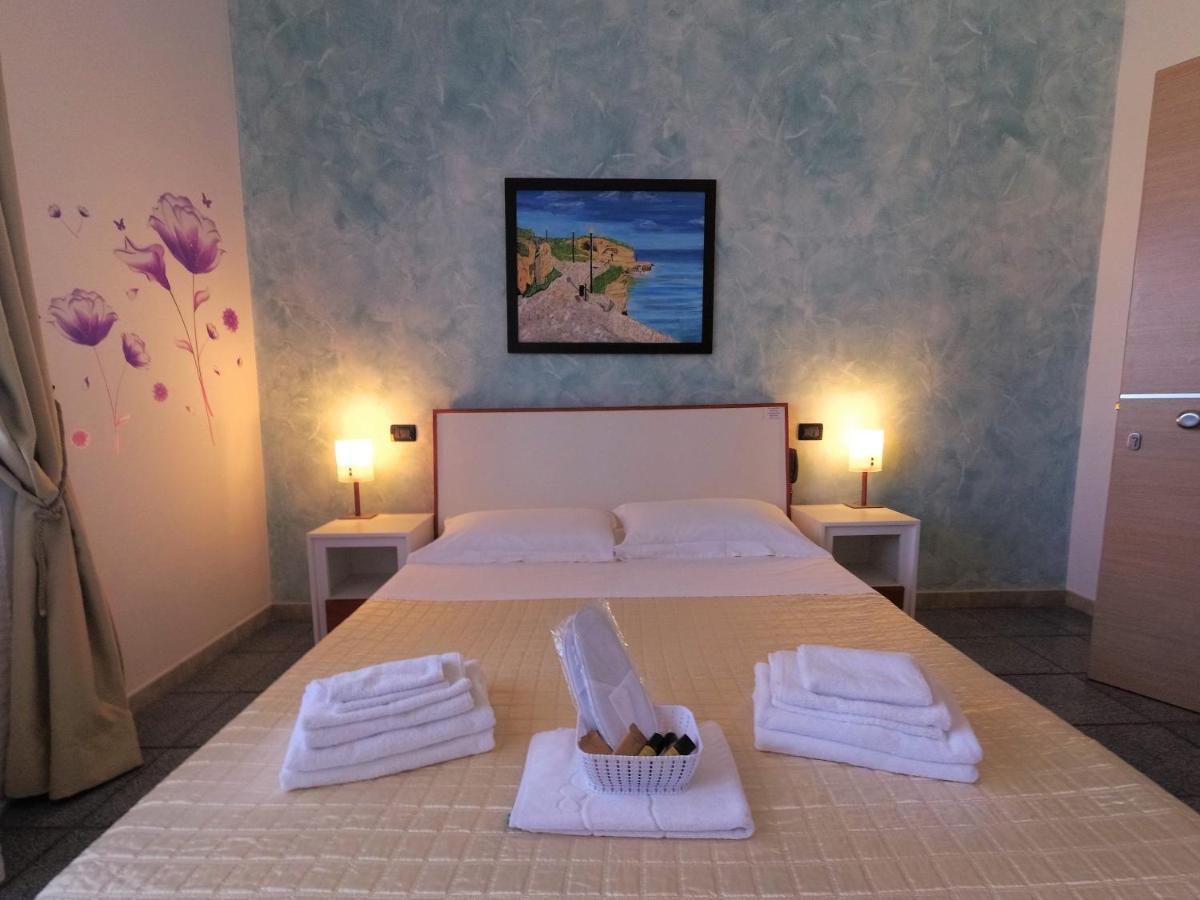 Hotel Alba Chiara Sant'Andrea Salento المظهر الخارجي الصورة